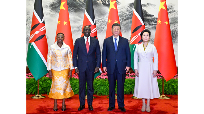 習近平同肯尼亞總統魯托會談